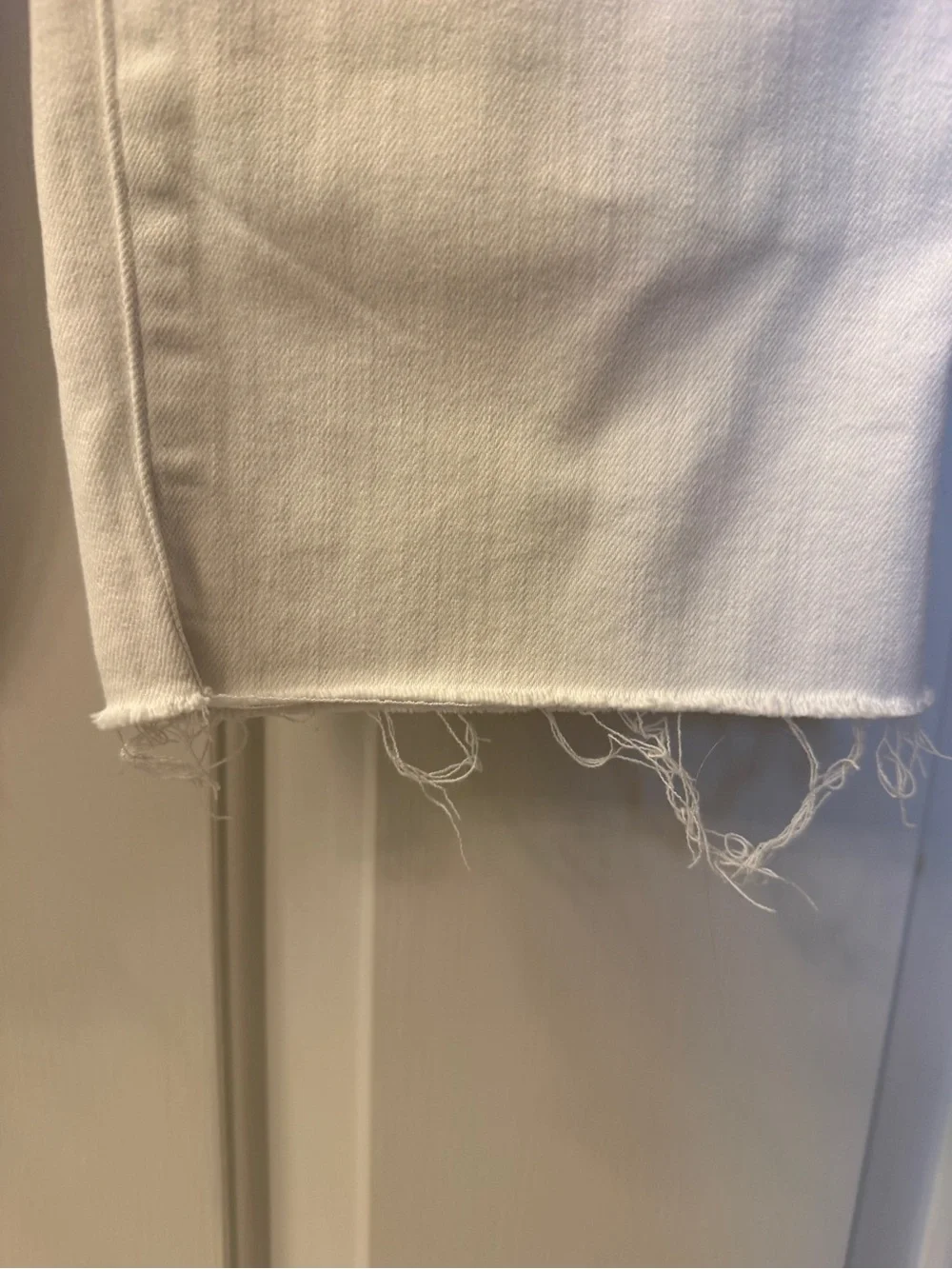 J. Crew White Straight-Leg Stovepipe size 30 Jeans with Frayed Hem